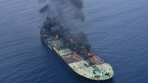 التلفزيون الإيراني: الولايات المتحدة هاجمت 3 ناقلات نفط في الخليج وبحر عمان