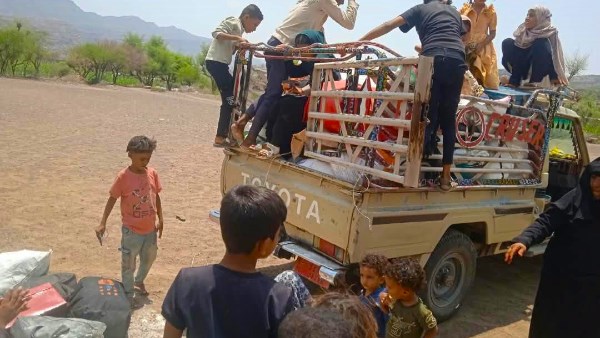 نزوح جماعي في اليمن.. 50 ألف شخص يفرون من تعز وجنوب الحديدة جراء تصاعد القتال
