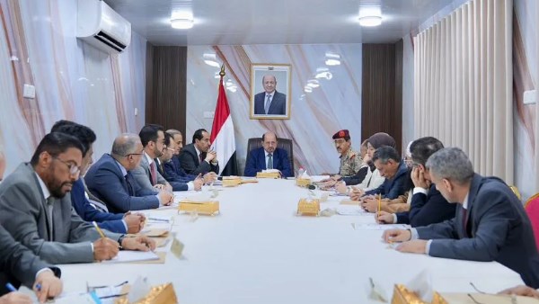 رئيس وزراء اليمن يحذر: تصعيد ميليشيا الحوثي يرتبط بأجندة إيرانية تتجاوز الحدود وتهدد أمن المنطقة والملاحة