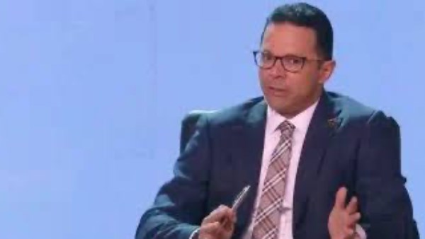 العكاري: الرئيس السيسي يطور أدوات التواصل مع المجتمع لمواكبة المتغيرات