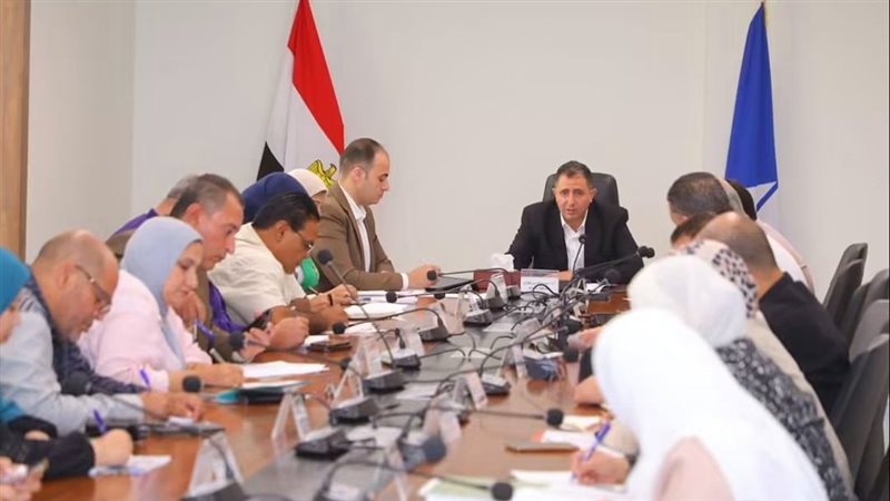 محافظ دمياط يوجه بحصر الأراضي المتاحة لإنشاء محطة وسيطة لتجميع المخلفات