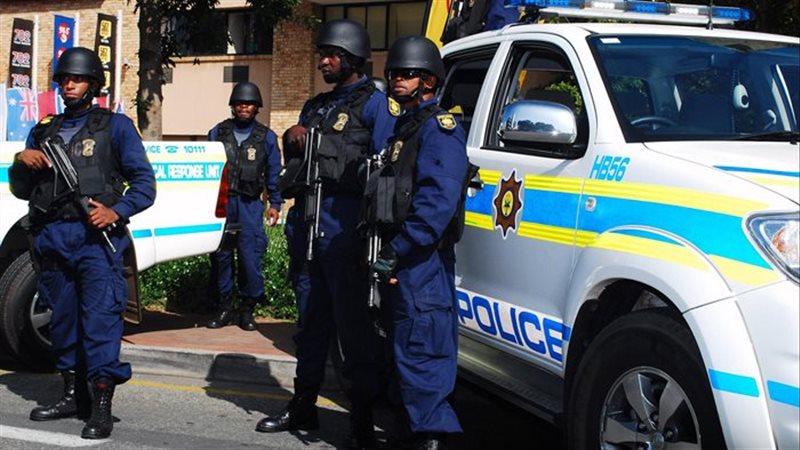 مقتل 11 شخصا في حادث إطلاق نار بجنوب أفريقيا