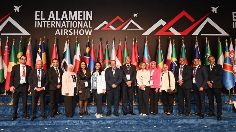 في اليوم الأول لمعرض العلمين، شركة ميناء القاهرة الجوي تستعرض إنجازات مطارها الدولي