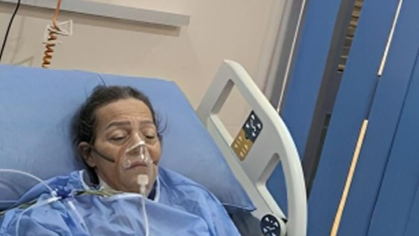أزمة قلبية مُفاجئة تصيب فاتن الحلو ونقلها إلى المستشفى لتلقي الرعاية الطبية اللازمة