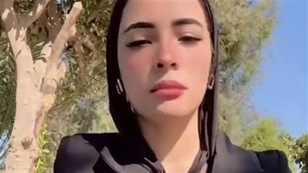 محامي دينا عزت صاحبة واقعة مدينة نصر: موكلتي طائشة.. والفيديوهات بسبب حرقة قلبها على زوجها