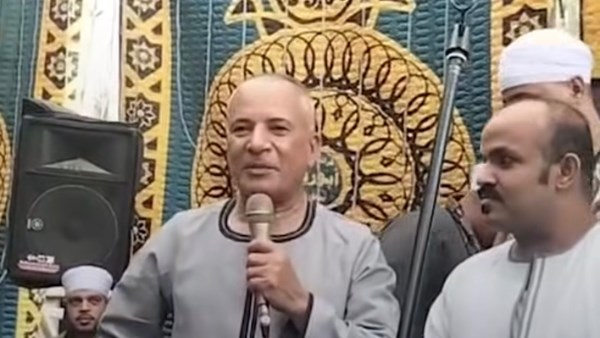 أحمد موسي يحتفل مع أهالي قريته بالصعيد: الطبل البلدي جزء من فرحتنا و شكرا لكل إللي شرفونا