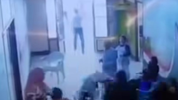 شقيقة طليقها سحلتها.. الاعتداء على طبيبة خلال تنفيذ حكم رؤية بالغربية