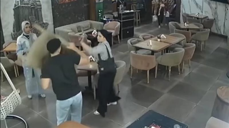 بسبب فاتورة حساب، ضبط شاب اعتدى على عاملة كافيه بطنطا بعد تداول فيديو الواقعة