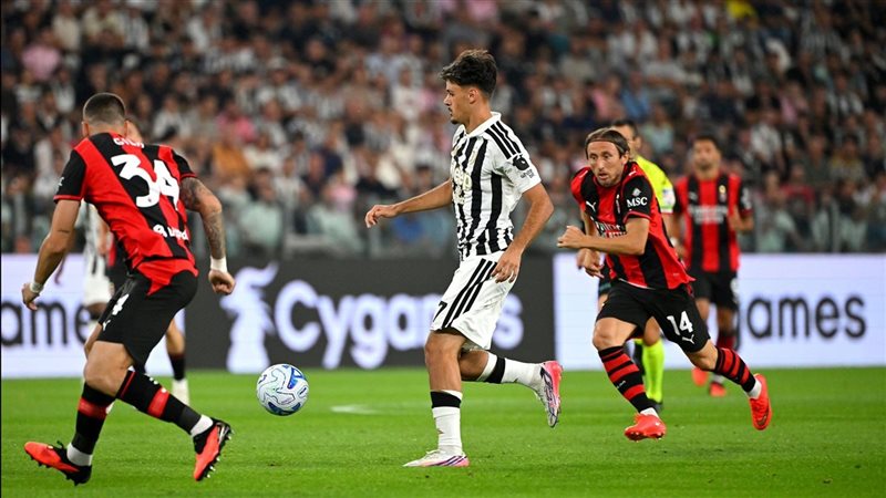الدوري الإيطالي، يوفنتوس يتعادل أمام ميلان في الشوط الأول