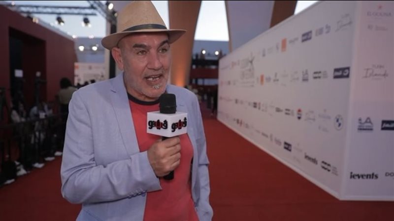 بعد الهجوم الإسرائيلي، رشيد مشهراوي يقترح منح مخرجي “NAZA” الجنسية الفلسطينية