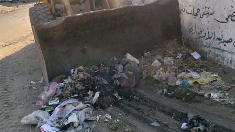 رفع 635 حالة إشغال ثابت ومتحرك و130 طن قمامة ومخلفات من شوارع البحيرة