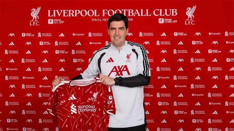 مدرب ليفربول يتحدث عن شعور أول مباراة له في دوري أبطال أوروبا