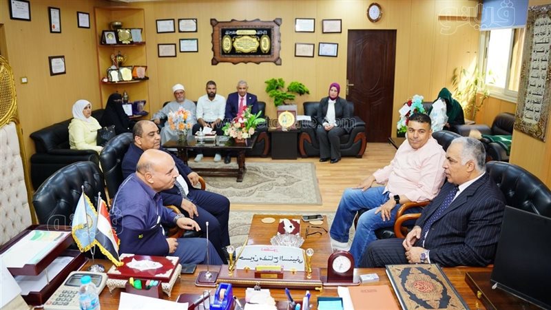 محافظ مطروح يعلن انطلاق الدراسة بكلية العلوم الإنسانية الأزهرية بنين للعام الدراسي الجديد