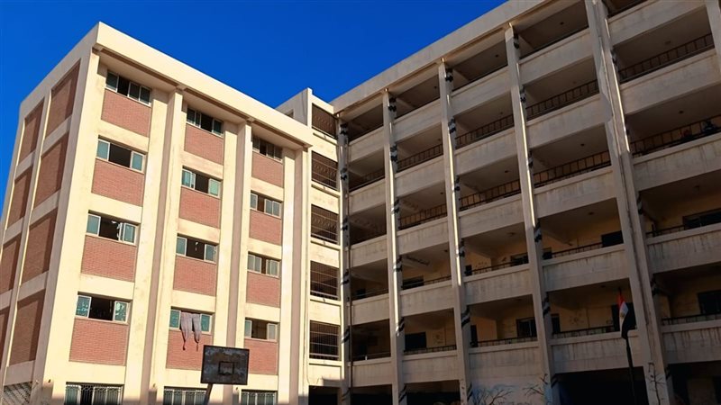العجمي التعليمية بالإسكندرية توضح حقيقة صور “طلائع العجمي” وتعلن انتظام طلاب مدرسة “زيد بن حارثة”