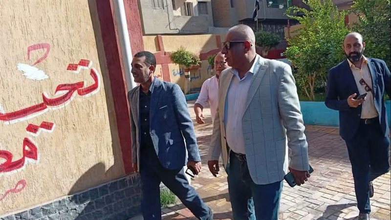 منع الموبايلات وإغلاق البوابات، تعليمات حاسمة لضبط الدراسة في مدارس البدرشين