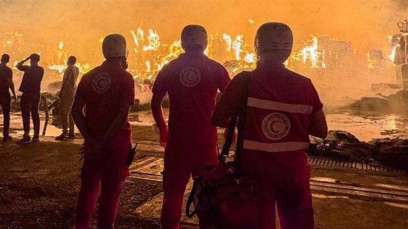 الهلال الأحمر يتحرك لمساندة المصابين في حريق مصنع كرتون بالعبور
