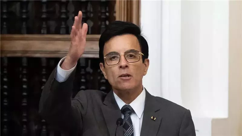 البيرو تعلن قطع علاقاتها الدبلوماسية مع إيران