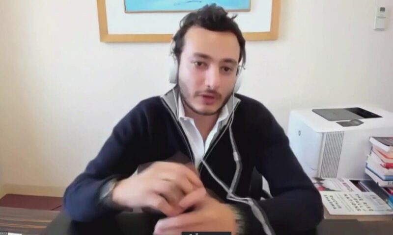 3 شباب مصريين بينهم نجل ساويرس يستحوذون على حصص بورشه في بوغاتي