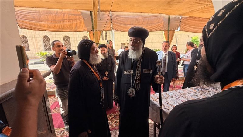 احتفالًا بذكرى اكتشاف خشبة الصليب، البابا تواضروس يفتتح معرض منتجات الأديرة