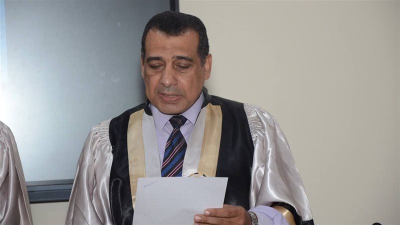 كشفتها فيتو، فضيحة البحث العلمي في جامعة أسيوط تطيح برئيس اللجنة واختيار عماد شعبان بدلا منه