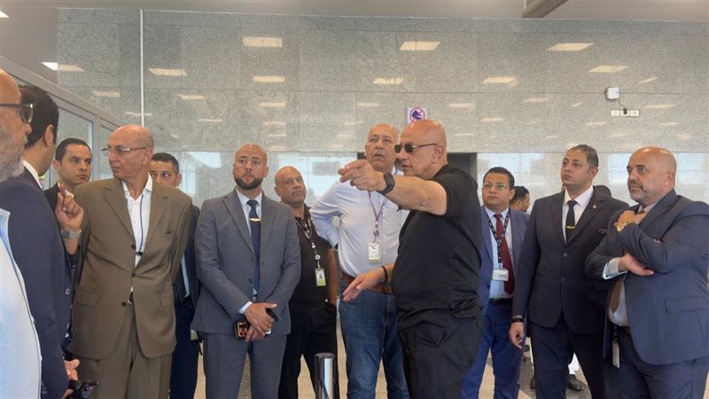 النشار يتفقد مطار الغردقة الدولي تمهيدا لتشغيل رحلات أير كايرو