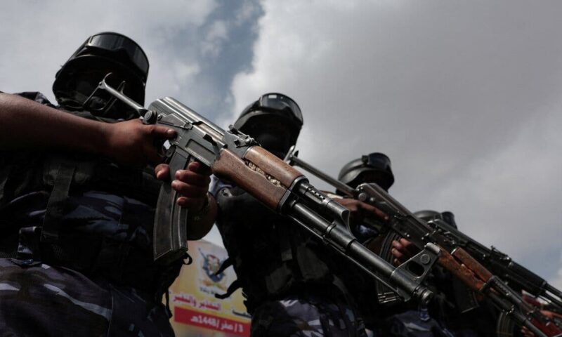قلق روسي على الملاحة الدولية في باب المندب ودعوة لوقف التصعيد في اليمن
