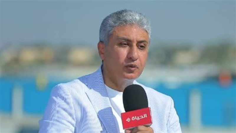 وزير السياحة يهنئ مصر للطيران بحصولها على جائزة أكثر شركة طيران تطورا بالعالم