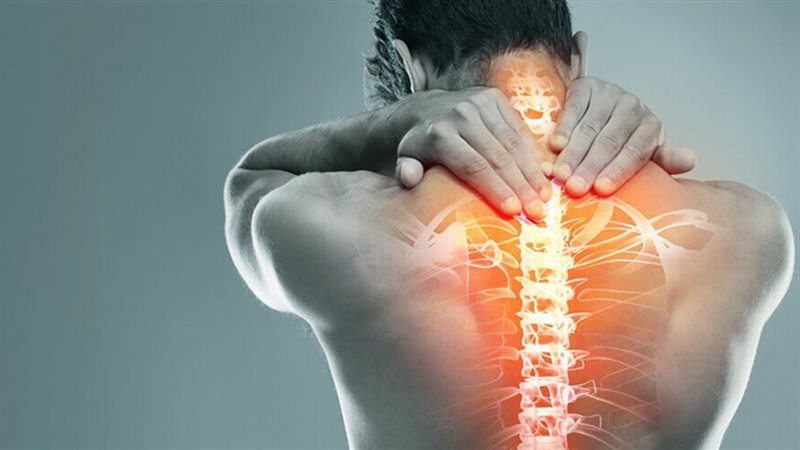 علاج الغضروف في المنزل، نصائح وطرق طبيعية لتخفيف الألم