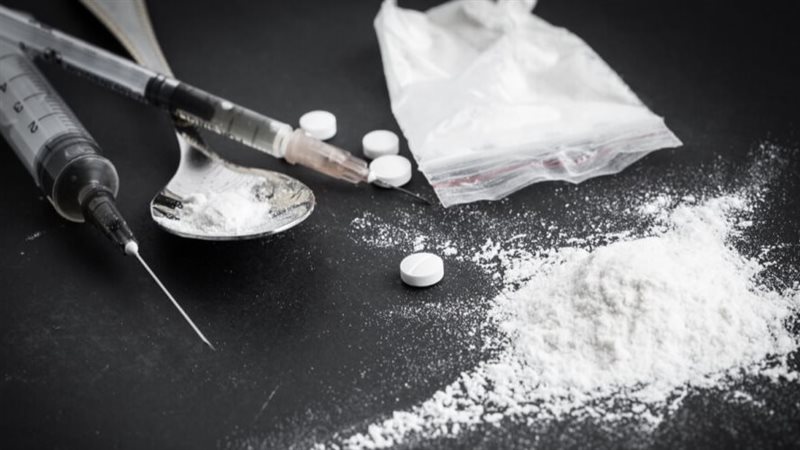 التحريات والتقارير الفنية حسمت القضية.. حيثيات سجن عاطل 6 سنوات بتهمة حيازة مخدرات وسلاح بعين شمس