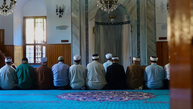 مواقيت الصلاة، موعد أذان الفجر اليوم الجمعة في القاهرة والمحافظات