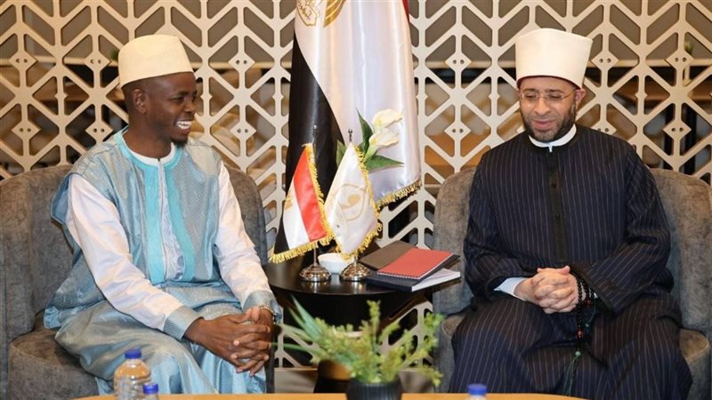 وزير الأوقاف يستقبل مفتي رواندا لبحث تعزيز التعاون الديني والعلمي