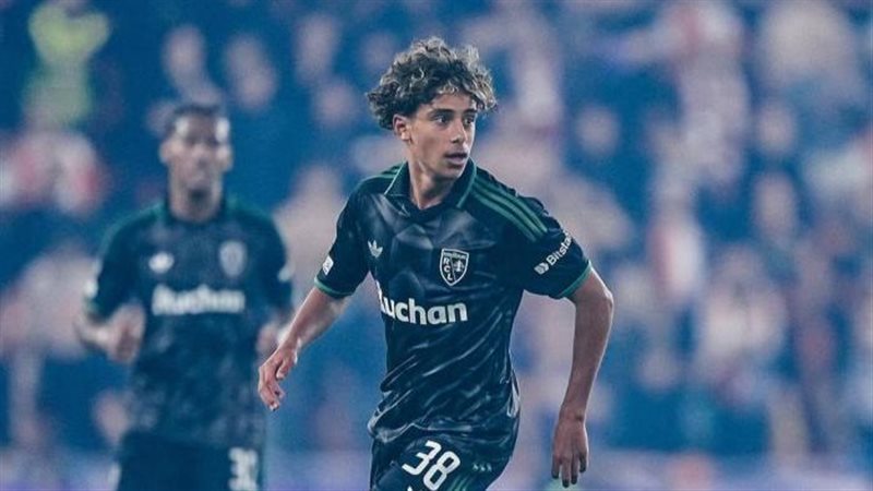 صراع بين مانشستر يونايتد وبرشلونة وباريس سان جيرمان لضم مفاجأة دوري الأبطال