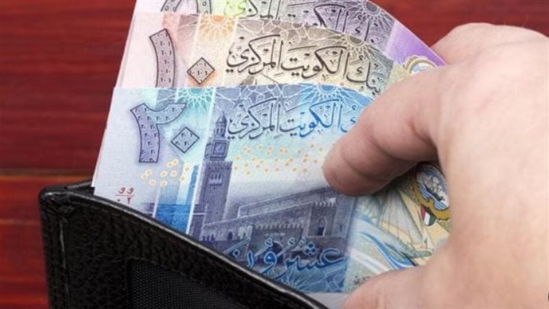 ارتفاع سعر الدينار الكويتي مقابل الجنيه في 5 بنوك مساء اليوم الأربعاء