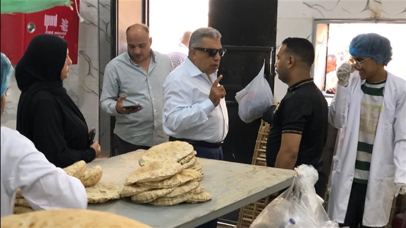 اللواء طارق مرزوق يتفقد مخبز محافظة الدقهلية بدكرنس للخبز المدعم