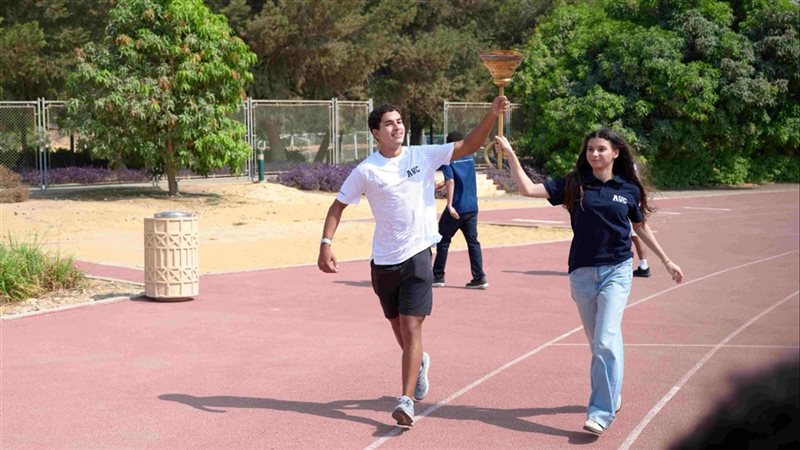 الجامعة الأمريكية بالقاهرة تحتفل بوصول شُعلة الدورة الثانية عشرة للألعاب الأفريقية للجامعات