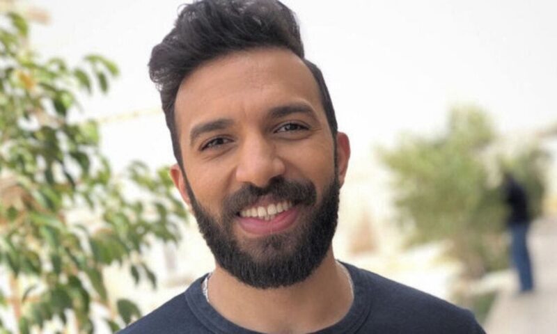 المؤلف أحمد محي: “ريد فلاج” يناقش علامات الخطر في العلاقات بطريقة خفيفة