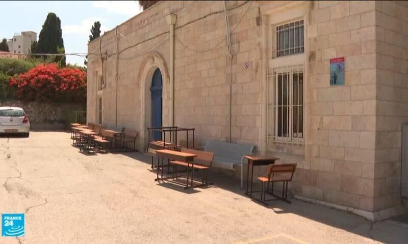 أزمة تصاريح تغلق أبواب مدارس فلسطينية ومسيحية في القدس الشرقية