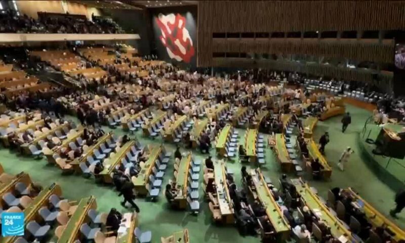انسحاب جماعي لعدد من الوفود أثناء إلقاء نتنياهو كلمته في الأمم المتحدة