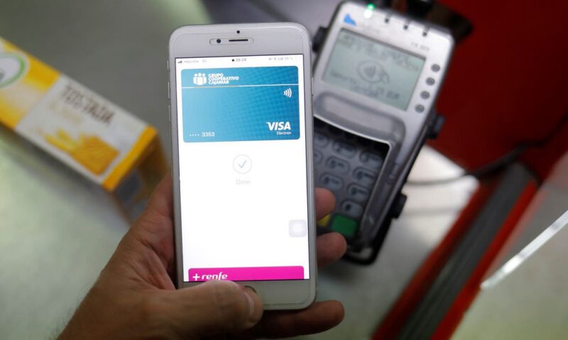 ارتفاع إنفاق المستهلكين الأسبوعي بالسعودية إلى 4.22 مليار دولار