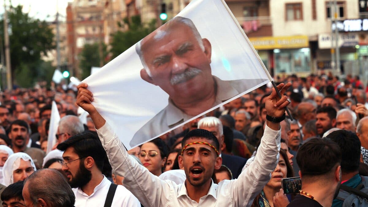 رسميا… أوجلان إلى لجنة نزع السلاح في تركيا بعد 27 عاماً من السجن