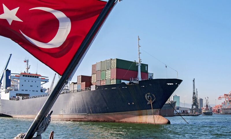 اتساع العجز التجاري لتركيا 22.3% إلى 5.2 مليار دولار في أغسطس