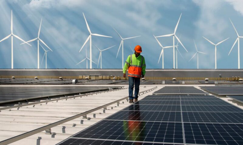 مصر ترفع إنتاج الطاقة المتجددة 21% في 2025 إلى 9366 ميغاوات
