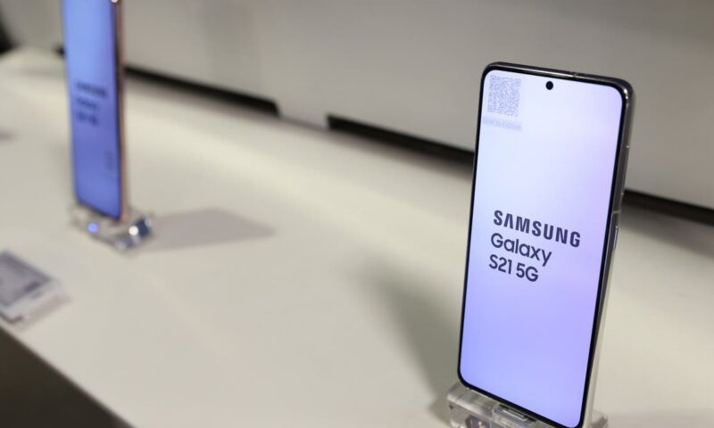 مستخدمو هواتف Galaxy يشتكون من تعطيل حسابات سامسونغ.. ما القصة؟