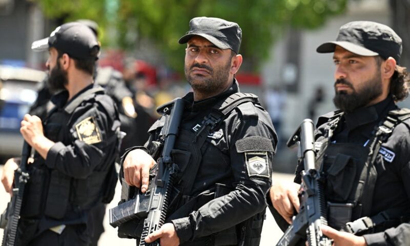 مقتل 3 من الأمن الداخلي السوري باشتباكات مع مطلوبين في الصنمين بريف درعا