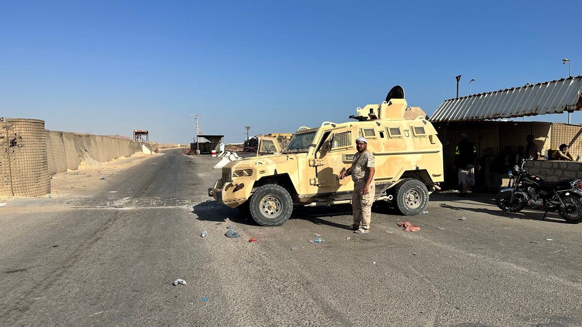 القوات اليمنية تعلن تحرير مديرية حيس في الحديدة بالكامل 