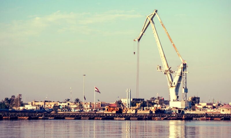 البصرة بوابة العراق الجنوبية.. شلل الموانئ يخنق الاقتصاد