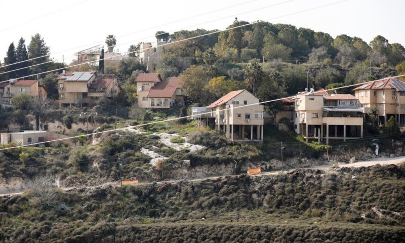 بريطانيا تدافع عن قرارها بحظر التجارة مع المستوطنات الإسرائيلية