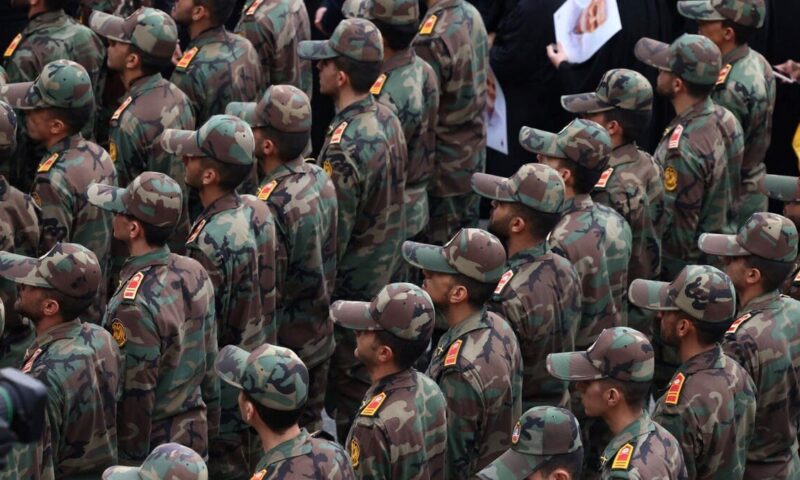 الحرس الثوري الإيراني يحدد شروط إنهاء الحرب مع واشنطن