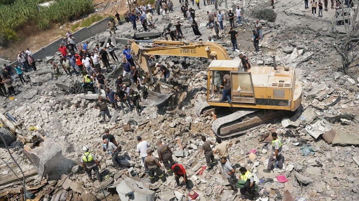 مراسلة “العربية”: 4 جرحى بغارة إسرائيلية على بلدة الرمادية جنوب لبنان