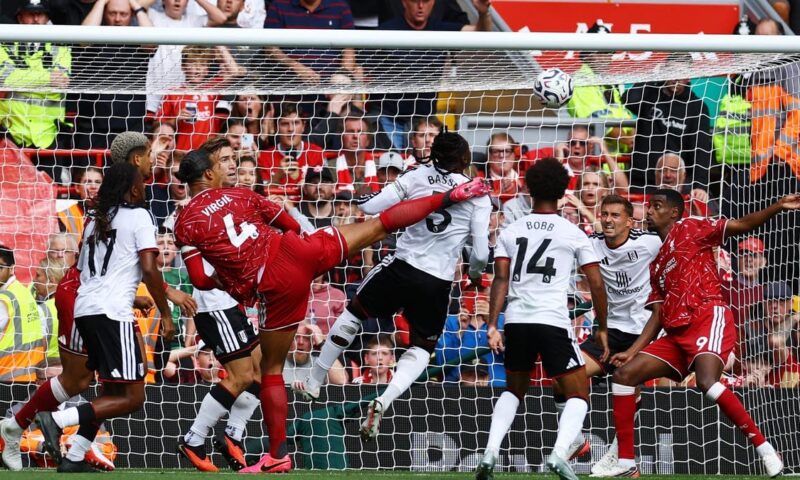 ليفربول يعود لنتائجه المحبطة بالتعادل مع فولهام